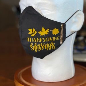 Thanksgiving face mask glam